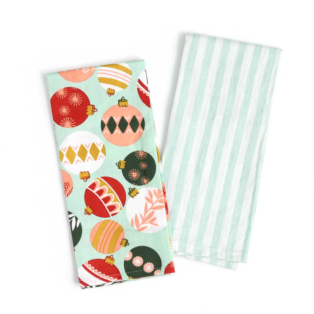 Kitchen Tea Towel Set: Ornaments and Stripes